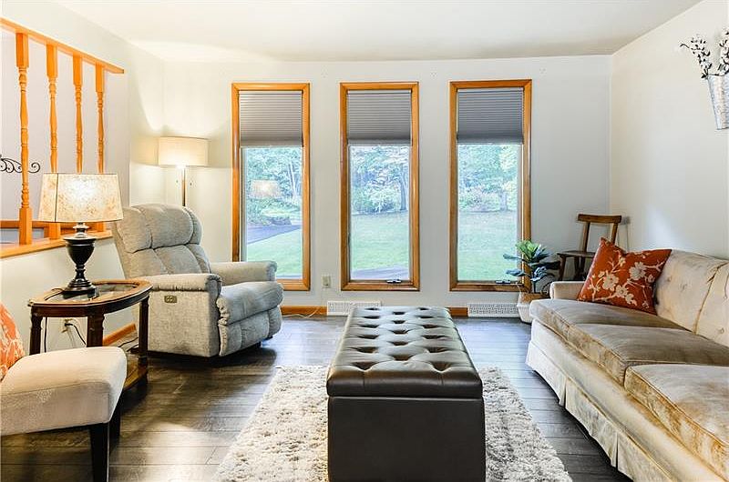 902 W Sunbury Rd, West Sunbury, PA 16061 Zillow