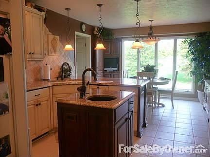 5th image of 64 Meadow Cir