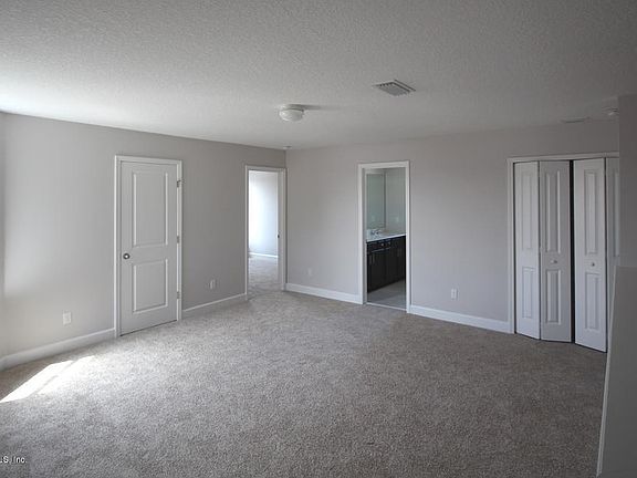 5th image of 38 Hiller Ln