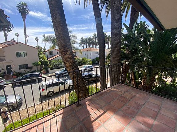 5th image of 131 Burton Cir N #1015-2