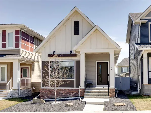 146 W Highview Gate SE, Airdrie, AB T4A 3L6