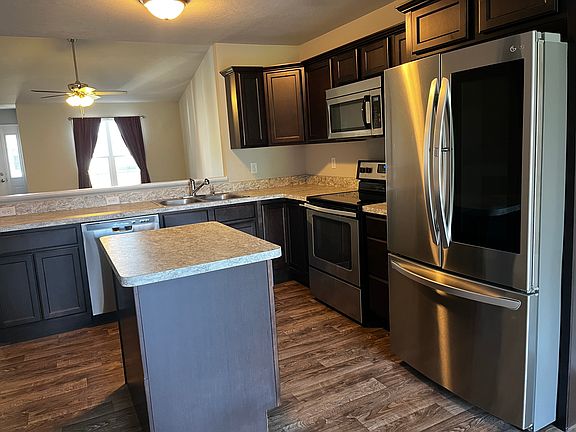5th image of 189 Skyview Cir