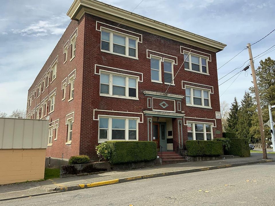 1st image of 305 Pacific Ave N APT 102