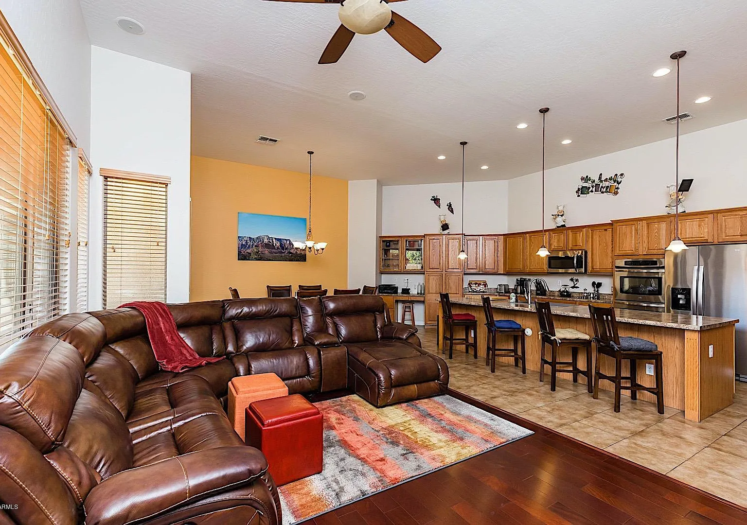 4 bed, 3.0 bath, 2894 sqft, $4,500 — Photo 2