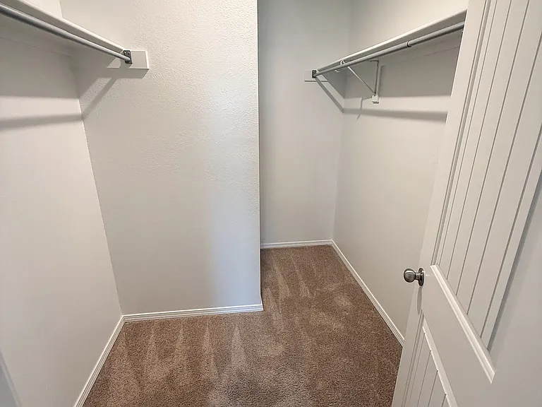 4805 Prospector Dr — Photo 8