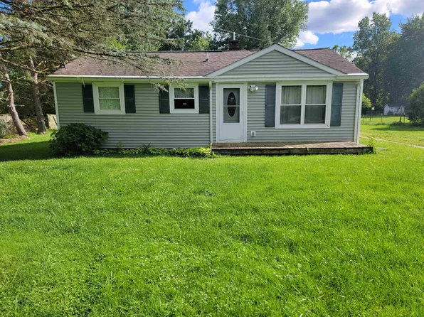 5134 E Frances Rd, Mount Morris, MI 48458