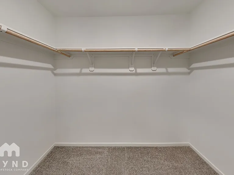 940 Capracotta Dr — Photo 10