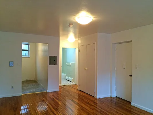 Rented by RC REAL ESTATE OF NEW YORK | media 18