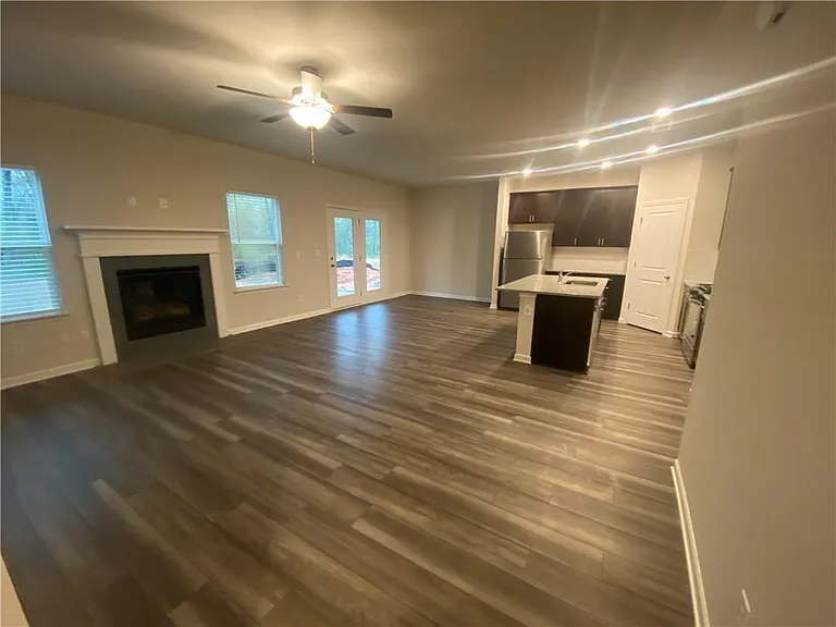 5836 Hackberry Ln — Photo 5