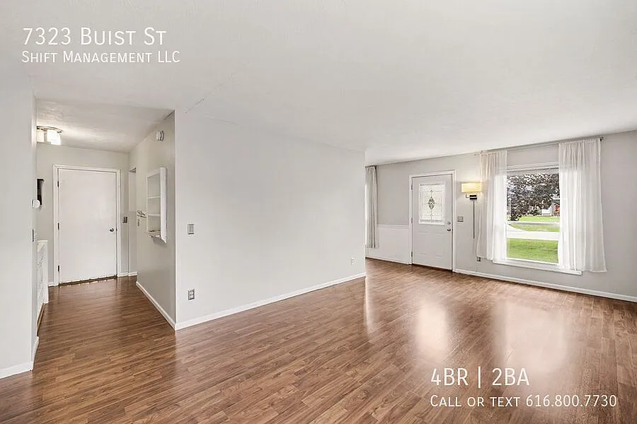 7323 Buist- 4 Bedroom Unit — Photo 4