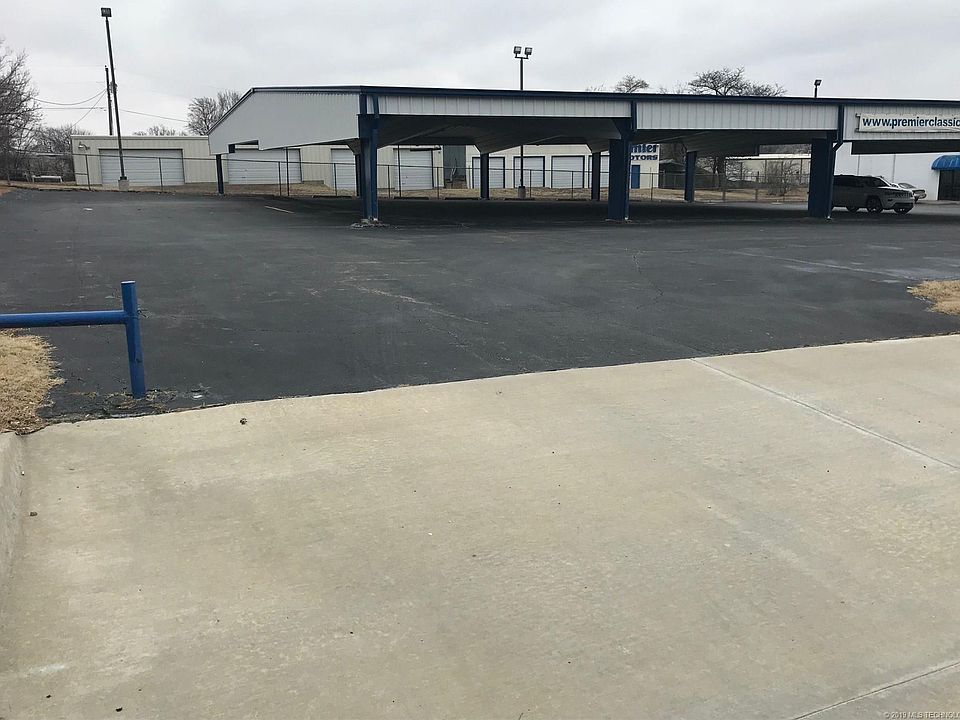 1st image of SE Washington Blvd