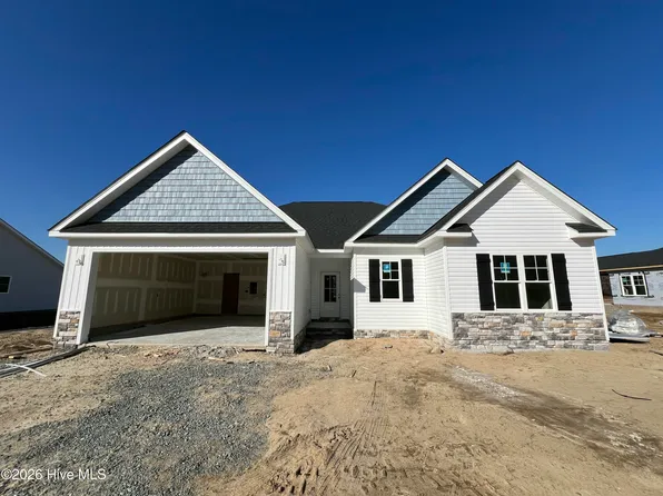 311 Creeks Edge Drive, Pikeville, NC 27863
