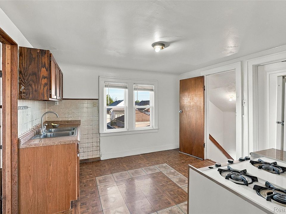 2925 Burnside St, photo 25
