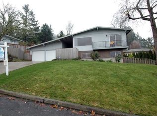 1560 Larch St, Lake Oswego, OR