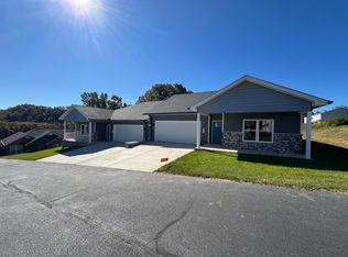 4132 Bristol Hwy #10, Johnson City, TN 37601