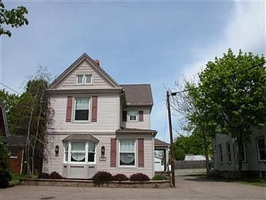 4th image of 315 W Liberty St
