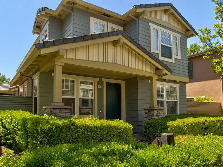 49200 Tulip Ter — Photo 1