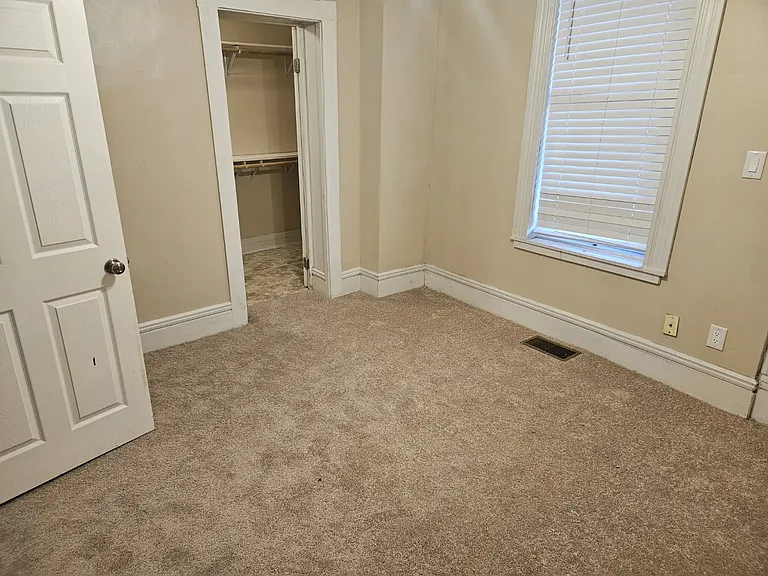 2423 S 9th St #1 — Photo 7