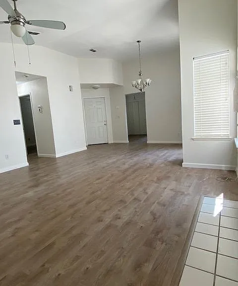 9470 Dunkerrin Way — Photo 2