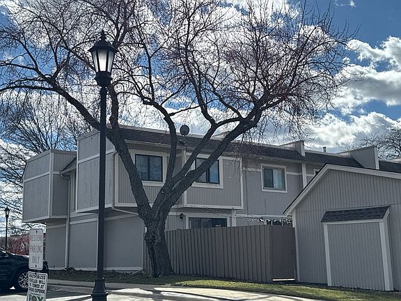 3rd image of 545 Pheasant Ct #545