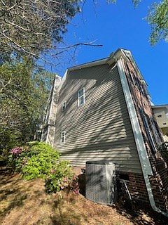 2nd image of 120 Ashley Hall Rd