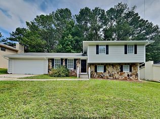 6044 Dan Dr, Ellenwood, GA 30294
