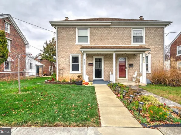 627 Pine St, Denver, PA 17517