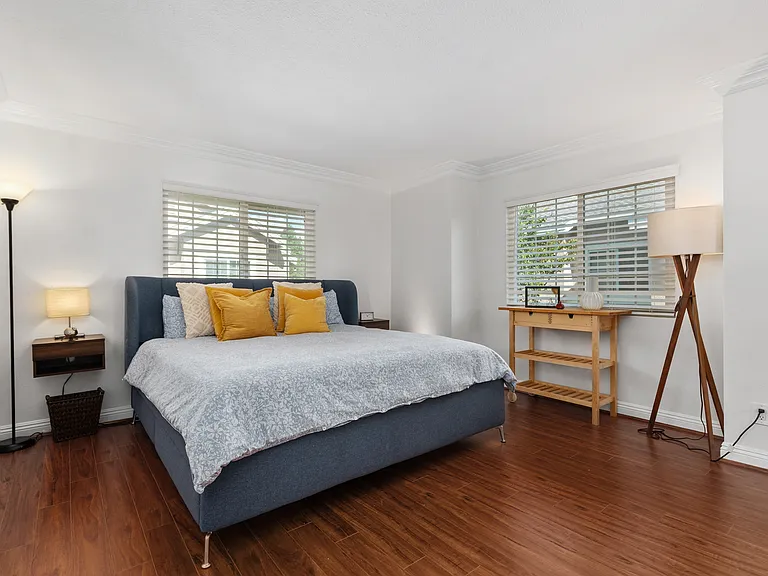 53 Woodleaf — Photo 11