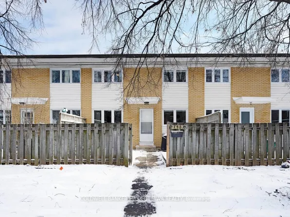 2682B Moncton Rd, Ottawa, ON K2B 7W1