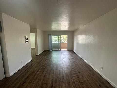 3rd image of 4444 Kendall St APT 8
