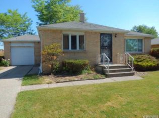 48 Parkview Ter, Cheektowaga, NY 14225