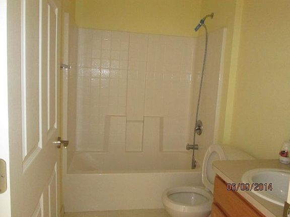 4th image of 8075 101st Ave