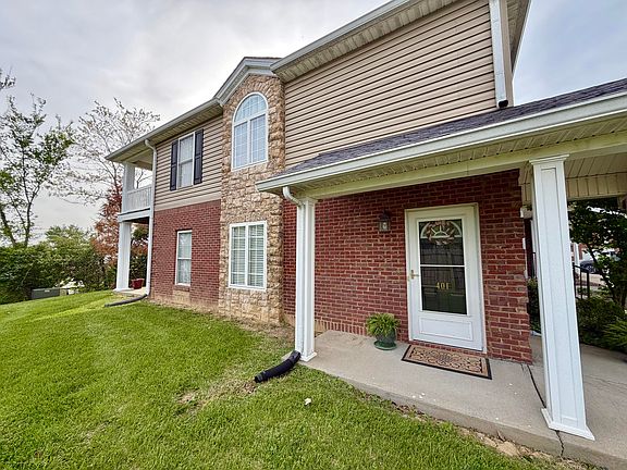 2nd image of 112 Leonardwood Dr Unit 401