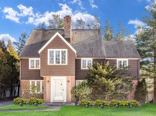 175 Glendale Rd, Scarsdale, NY 10583