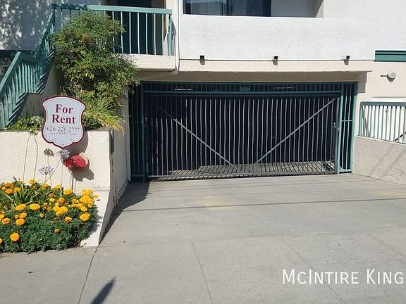 5th image of 153 N Oak Knoll Ave APT 204