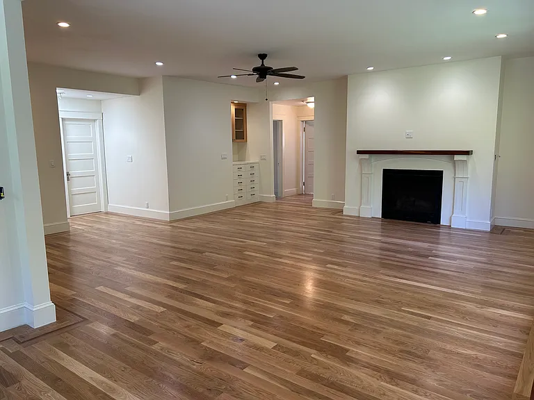 500 Meadow Way — Photo 2