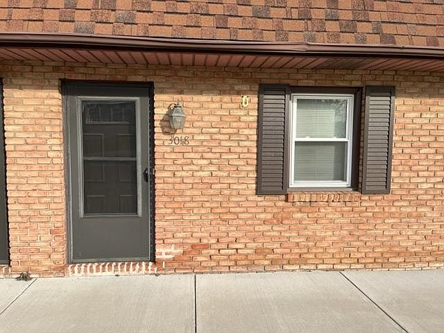 1st image of 3018 W 38th St #3018