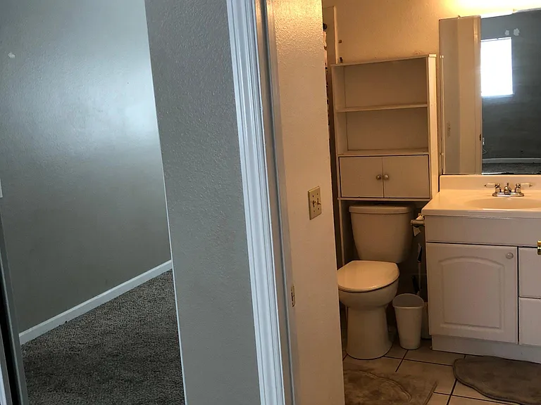 24178 Groven Ln — Photo 12