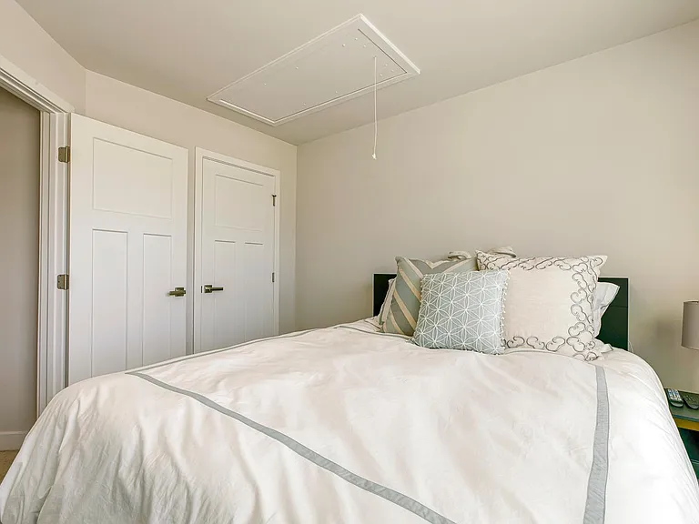 241 Misty Pike Dr — Photo 39