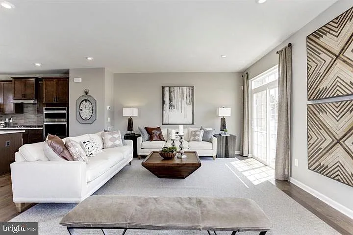 158 Whitson Woods Pl — Photo 6