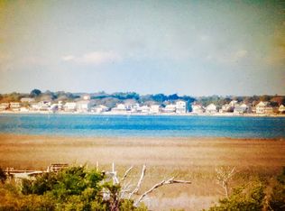 103 E Wind Dr, Atlantic Beach, NC 28512