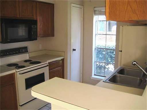 3rd image of 11201 Lynbrook Dr APT 2801
