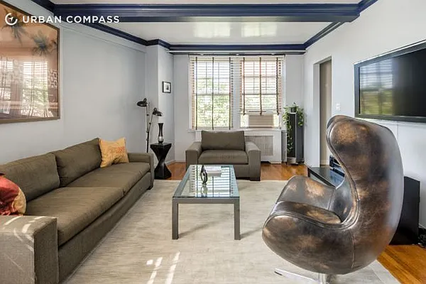 Sold by Compass | media 1
