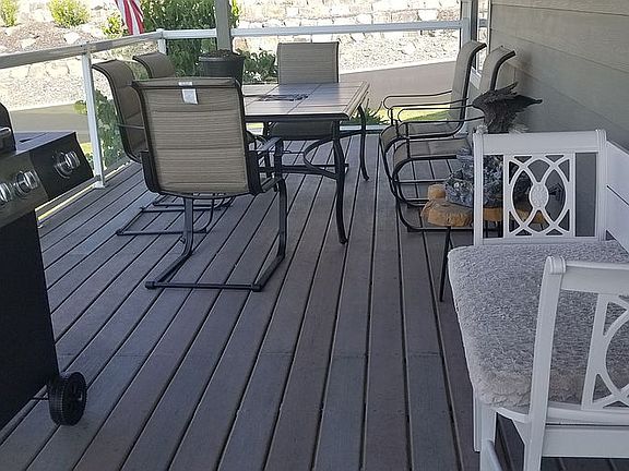 Covered Upper Deck