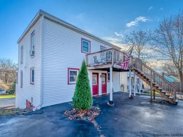83 Main Street, Esopus, NY 12489