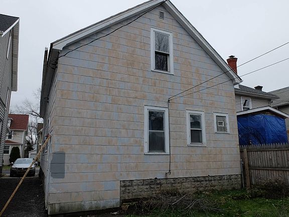 4th image of 56 E Hazeltine Ave