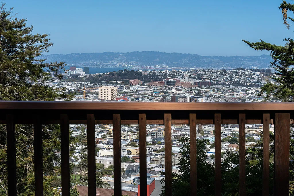 2 bed, $5,500 — Photo 3