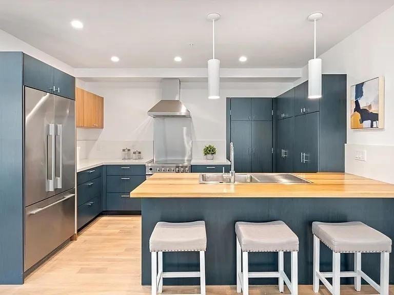 27 Saxton St #1 — Photo 10