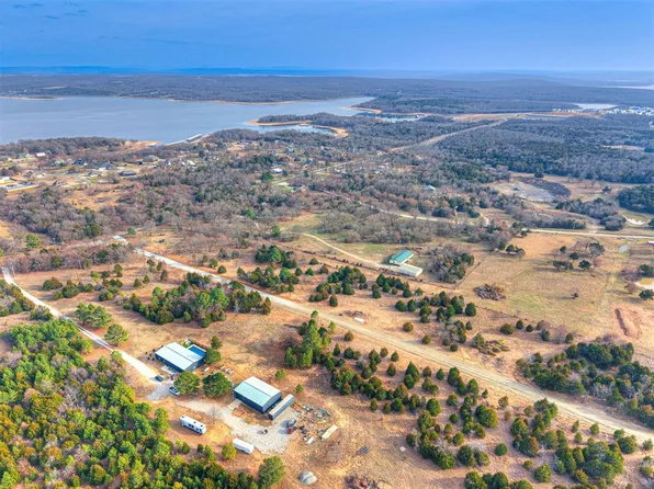 25 Emberlyn Ln, Eufaula, OK 74432