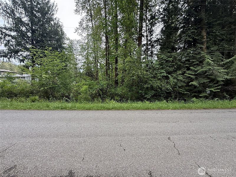 2nd image of 0 312th Avenue NE
